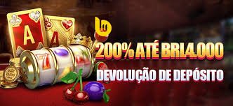 Bàn casino trực tuyến với dealer thật tại 365 slot